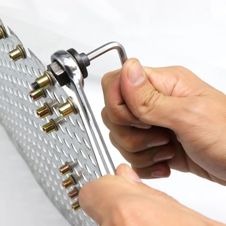 ハンドリベットナットツール（リベットナット10個付き）、手動 - Rivet Setter Tool のレビューと価格