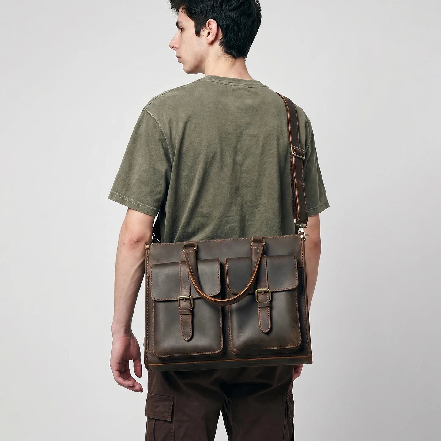 ヴィンテージ本革メンズクロスボディショルダーブリーフケースク - Vintage Leatherwork のレビューと価格