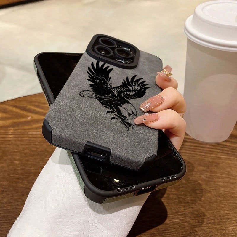 ブラックイーグル柄レザーシリコン製iPhoneケース（iPh - Leatherwork Drawing のレビューと価格